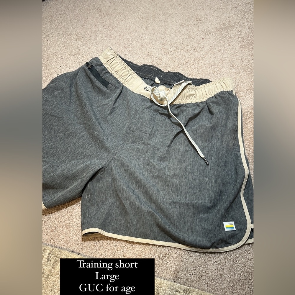 Vuori fitness shorts, GUC for age size large